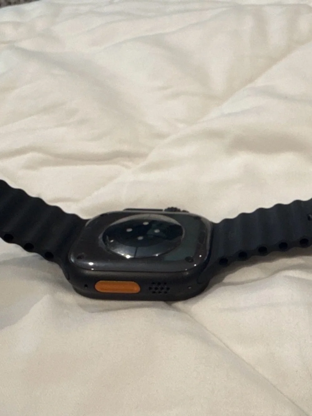 Apple Watch Ultra 2 GPS+ Cellular 49mm Black Titanium Case with Black Ocean band
